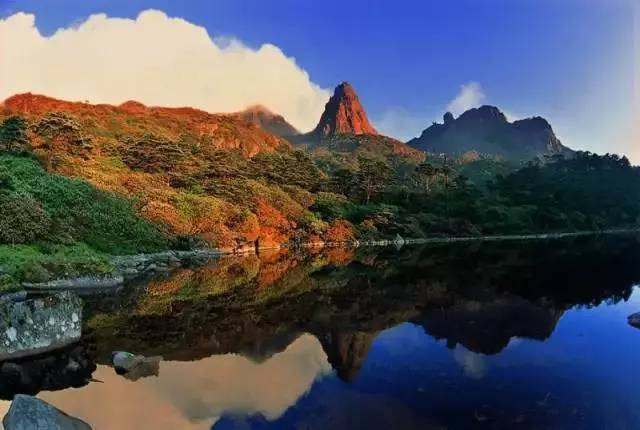 最新三国，自然美景的心灵之旅