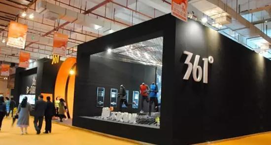 安踏最新款科技鞋，重塑运动魅力，引领未来生活风尚标