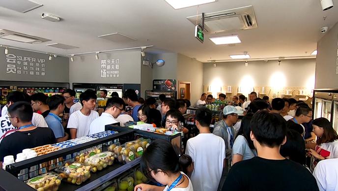 最新物流动态与小巷特色小店，探索物流魅力的双重旅程