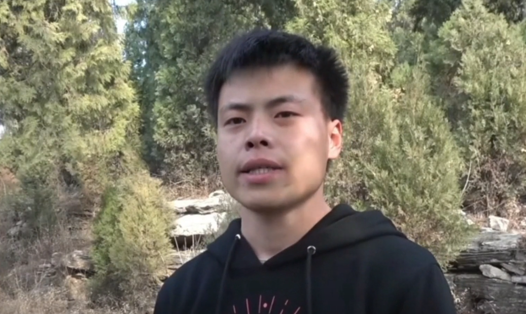 学习改变命运/自信铸就辉煌之路（或可简化为“学习自信”）