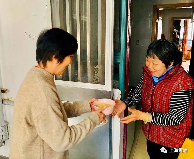 邻里温情与新貌绽放