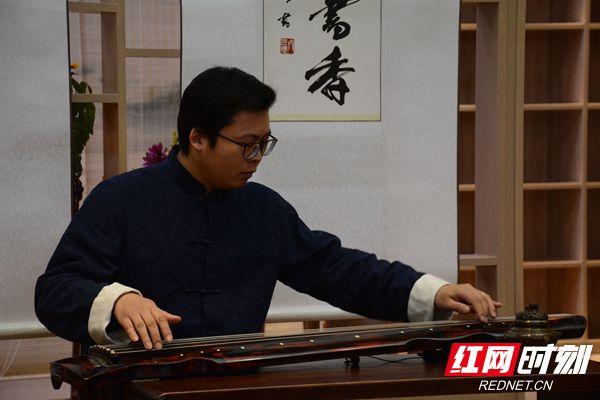 古琴情缘纽带