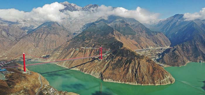 天全至泸定路段最新路况