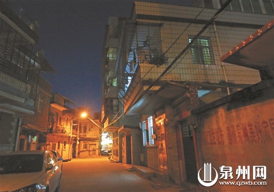 索罗斯最新动态揭秘，小巷里的隐藏宝藏与特色小店风采