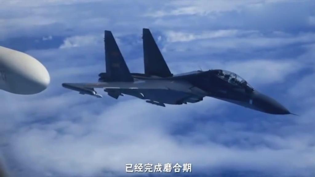 战斗机亮相
