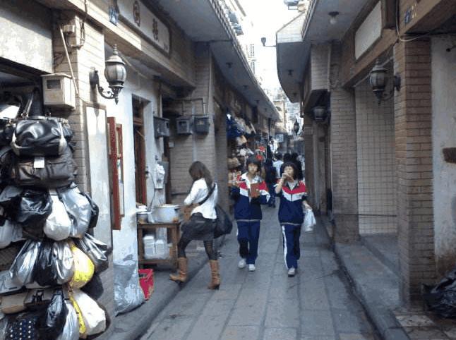 小巷深处的独特风味，一家特色小店的魅力之旅最新加油