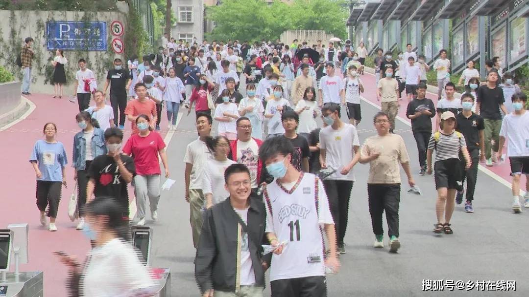 时代变迁下的考试环境重塑