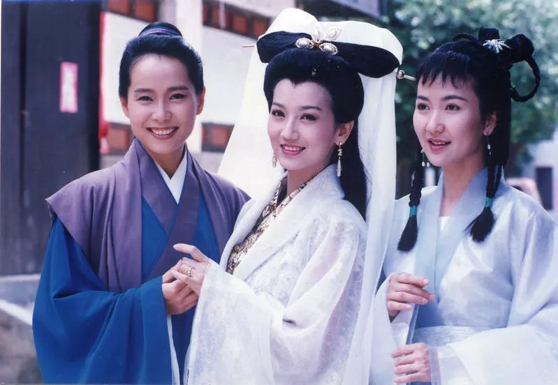 事件与地位解析