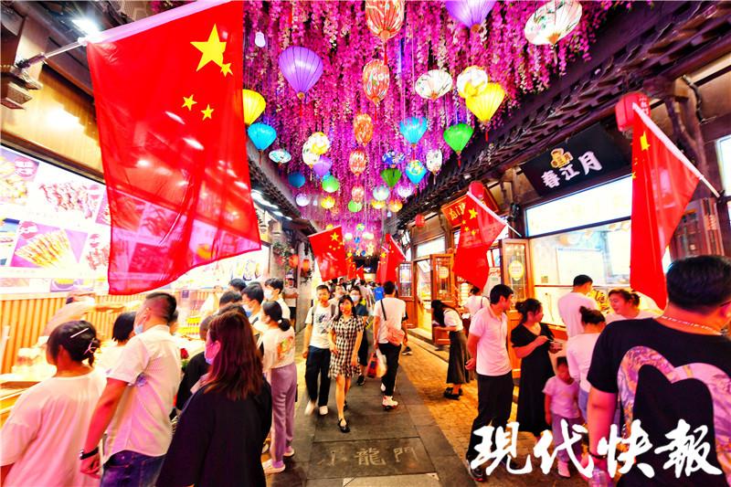 明星脸图片探秘