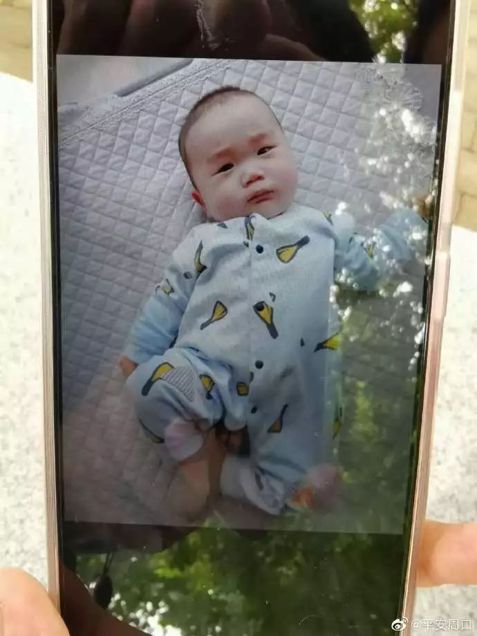 关爱与照顾男婴实用指南