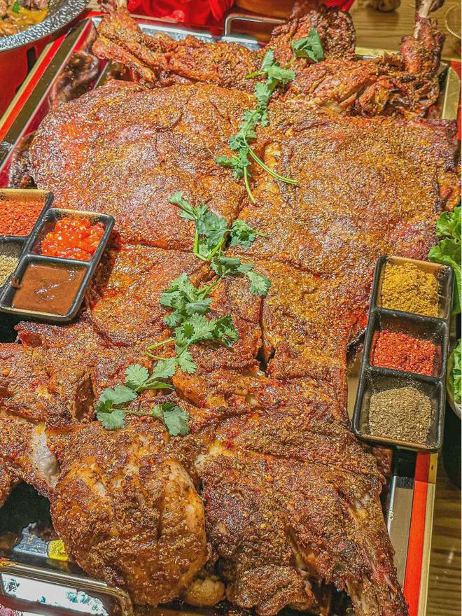 美食宝藏探索（或小巷美食探索）