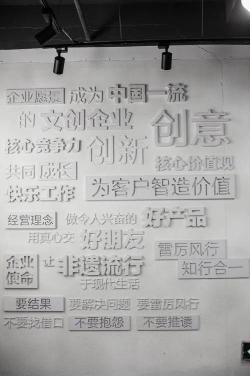 爱与陪伴的奇妙探险