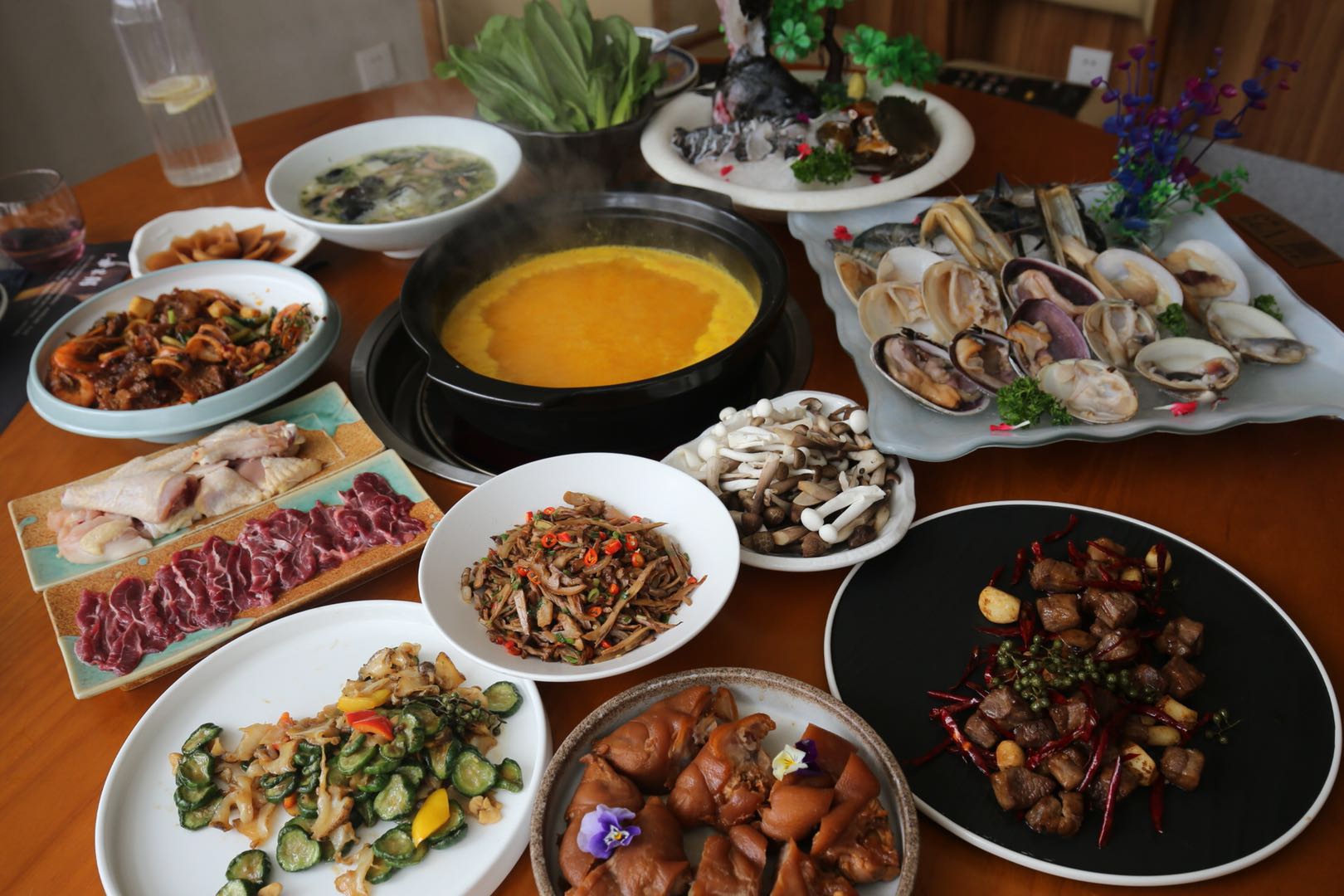 美食之旅与内心平和探索