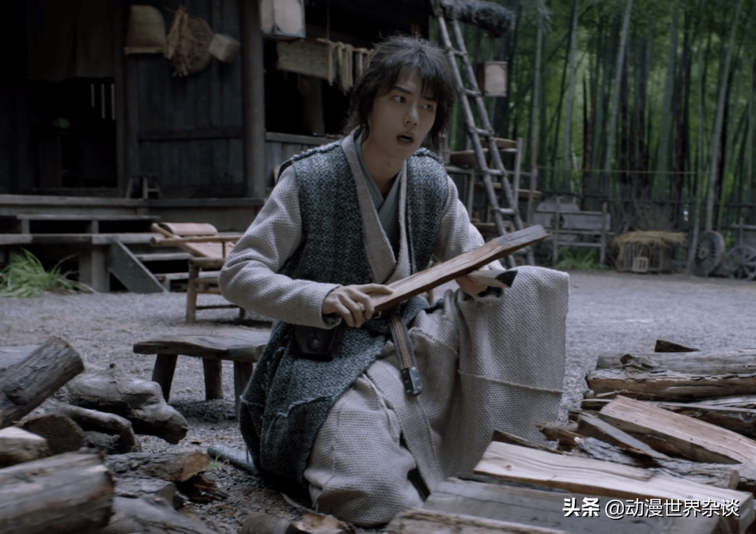 床戏电视剧，自信成长的摇篮，幽默魅力与变化的力量
