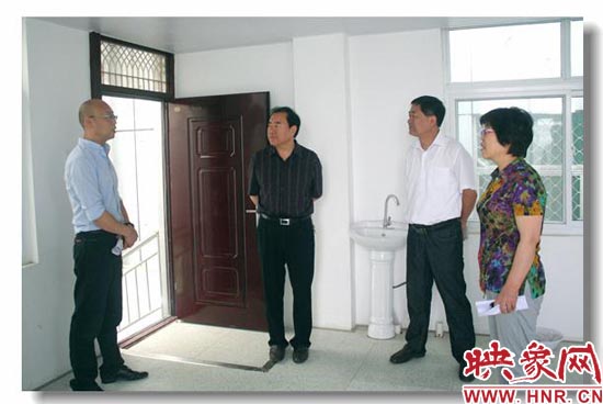南阳市贺利民