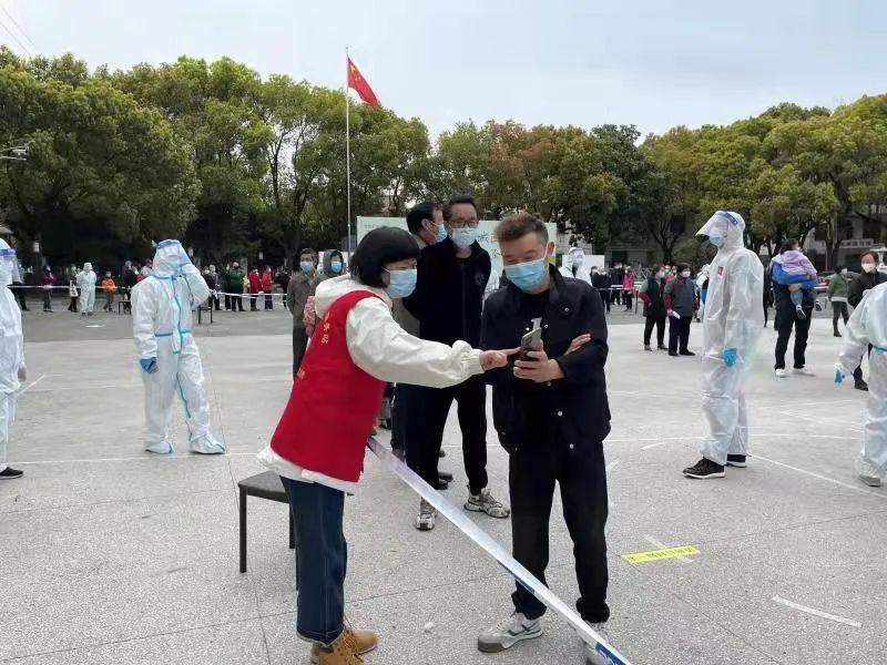 大连疫情最新通报，小巷深处的独特风味等你来探索！