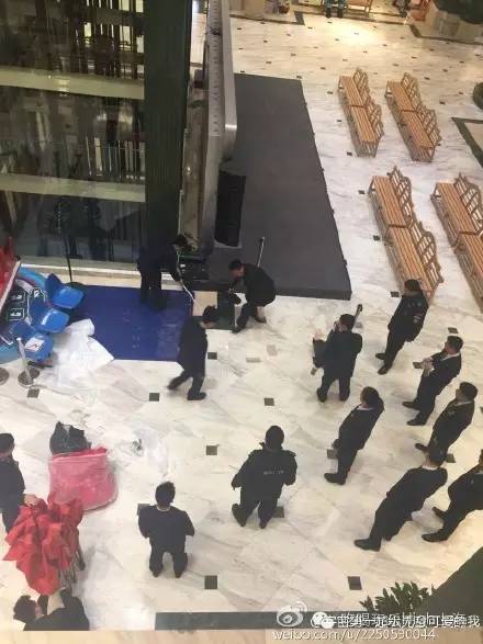 上海坠楼事件