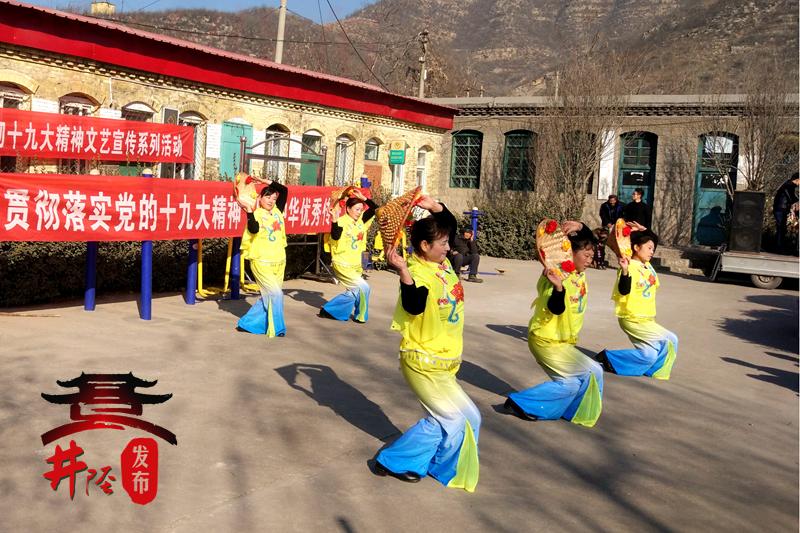 重磅推出，演员杨青——科技新星重塑魅力，全新个人介绍与体验之旅