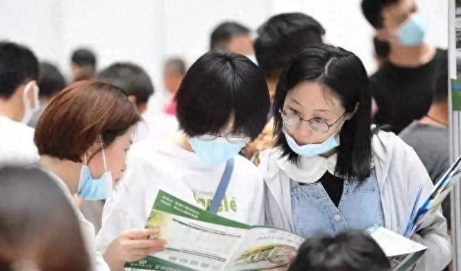 时代变革与青年航标