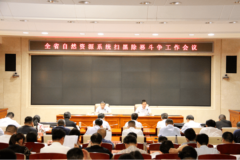 黑莓10.4最新系统，与自然美景共舞的心灵之旅