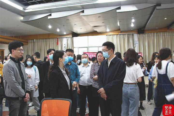 人才吸引与双向选择之战