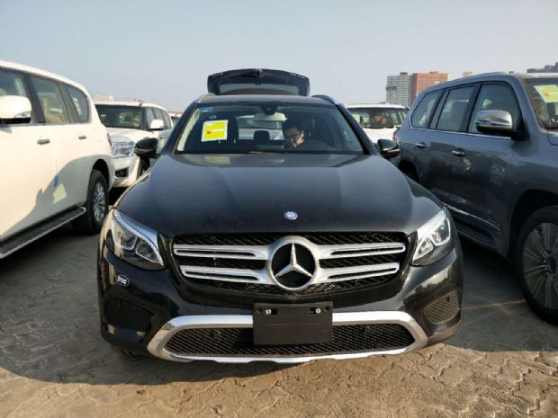 GL300奔驰