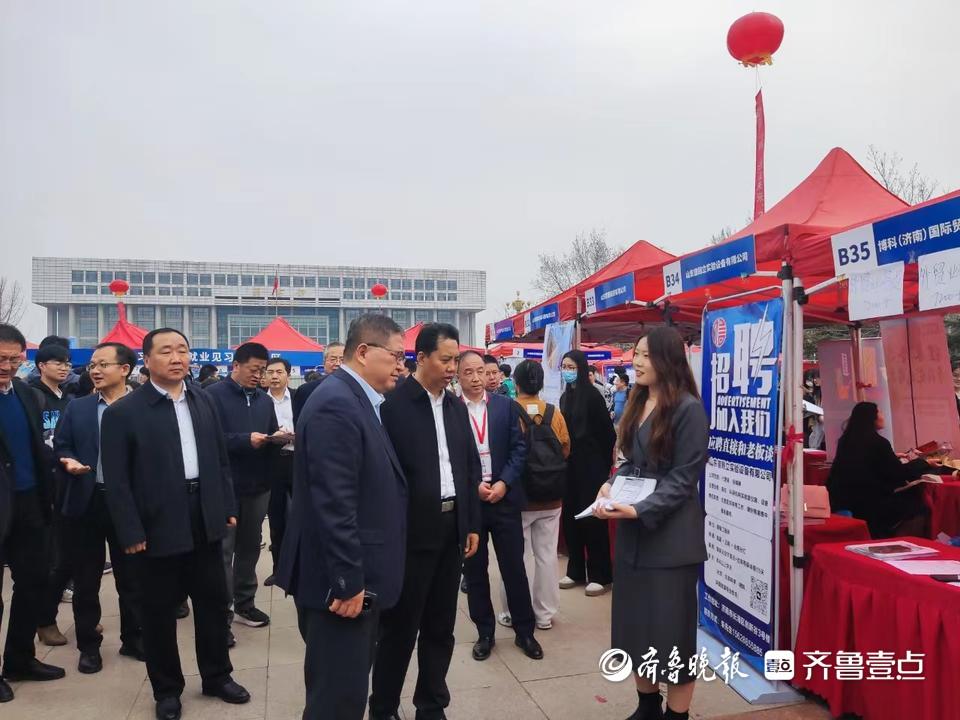 爱与陪伴的求职奇遇