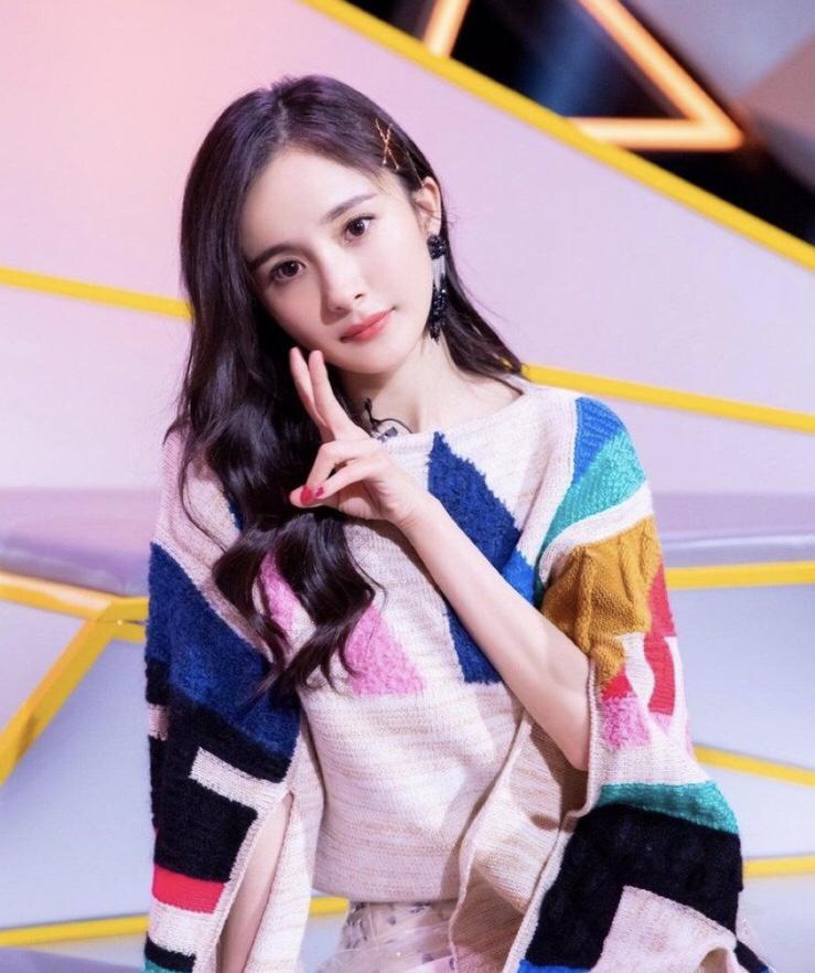 隐秘小巷中的乐趣天堂