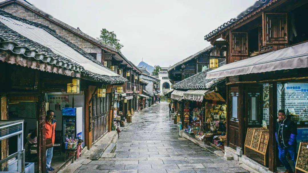 太古剑尊最新动态，小巷隐秘剑意小店揭秘
